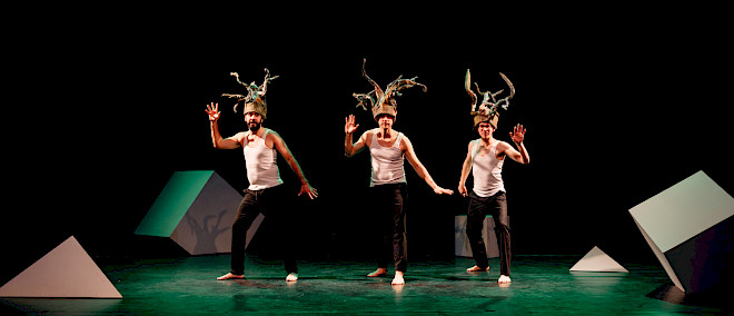 De Grote Un, Dos, Stress Carnavalsspecial met Remy Evers, Thijs van de Meeberg en Marco Lopes